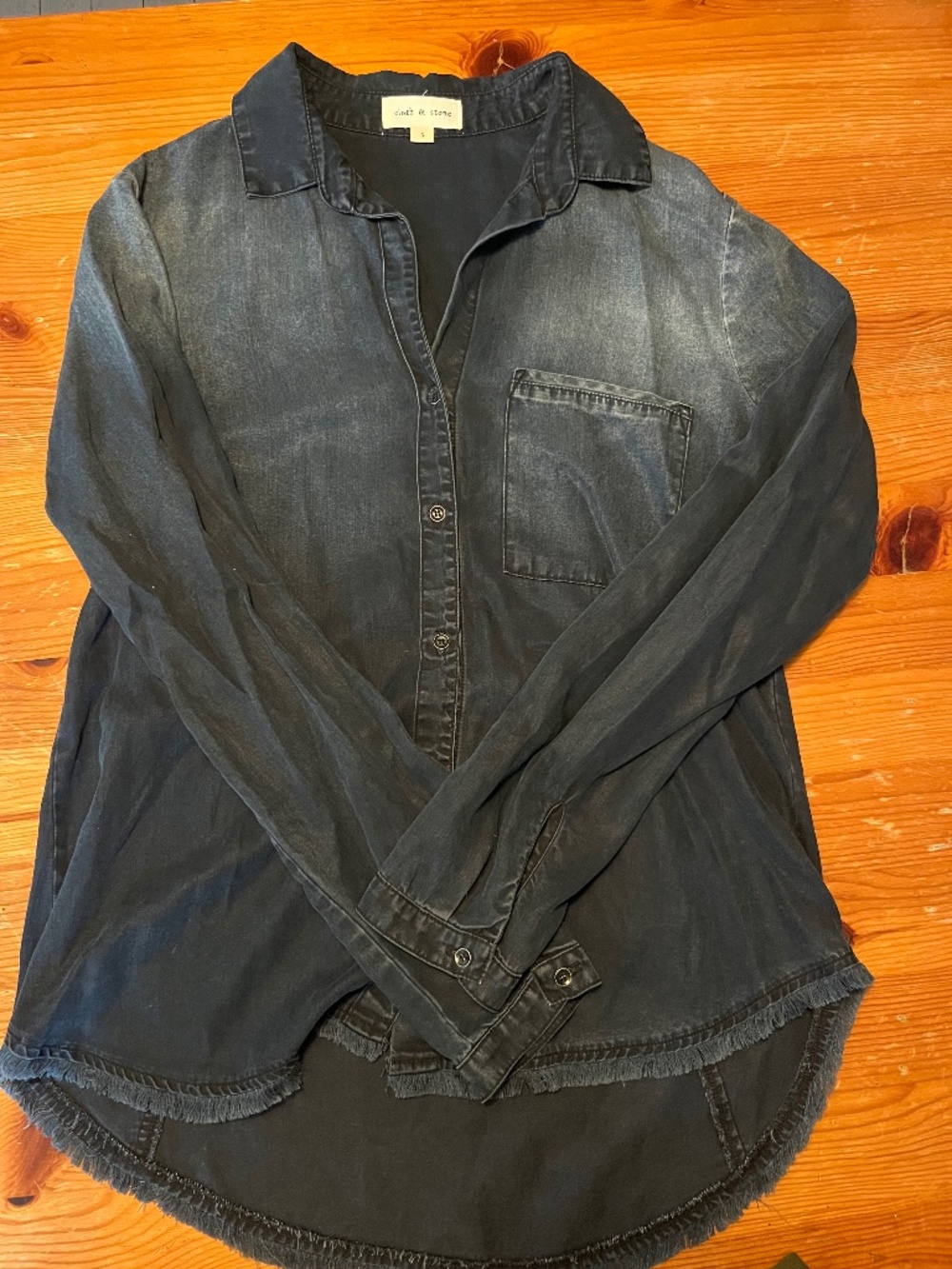 Cloth & Stone Tencel Button Up Black Denim Ombré (Size s)